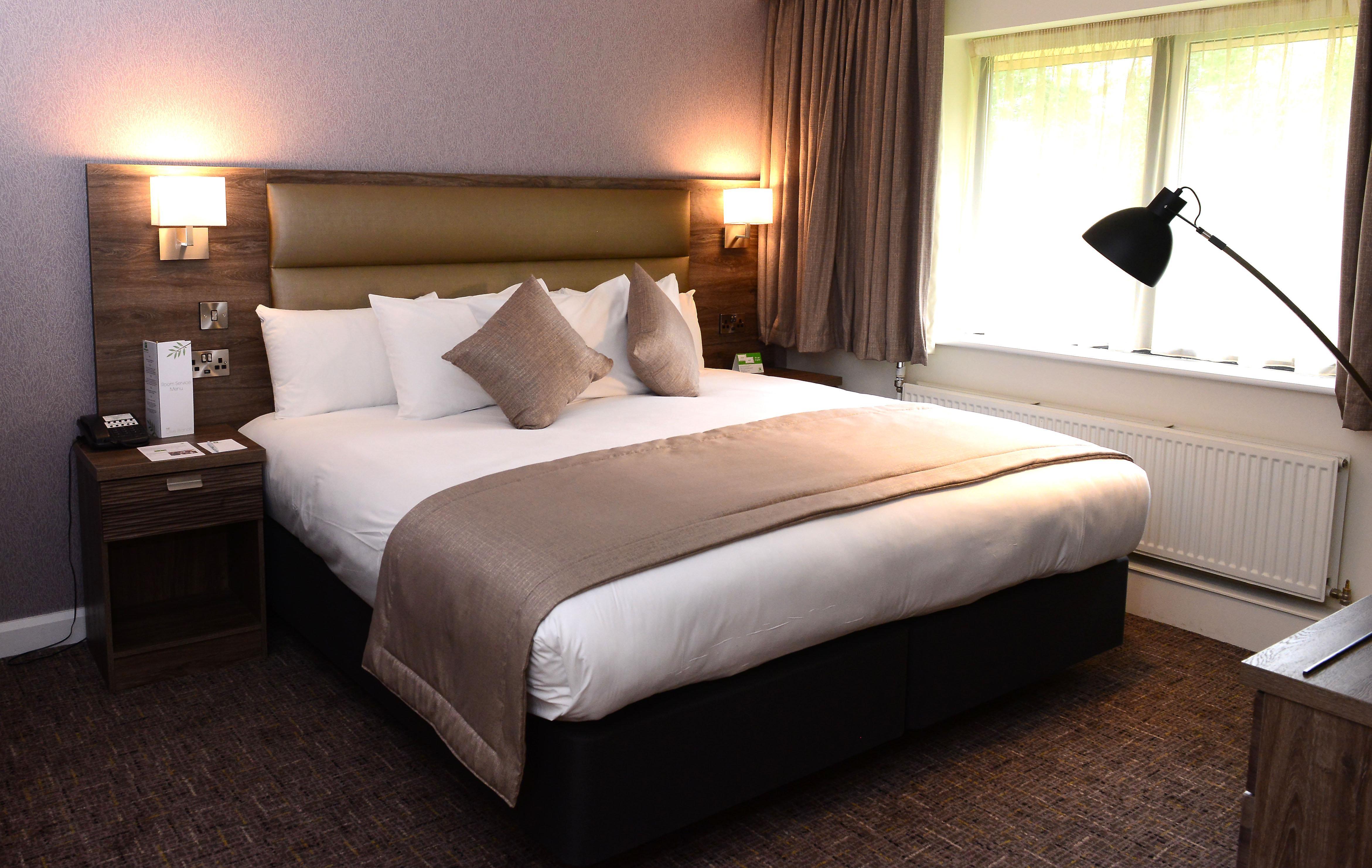 Holiday Inn Telford Ironbridge By Ihg Bagian luar foto