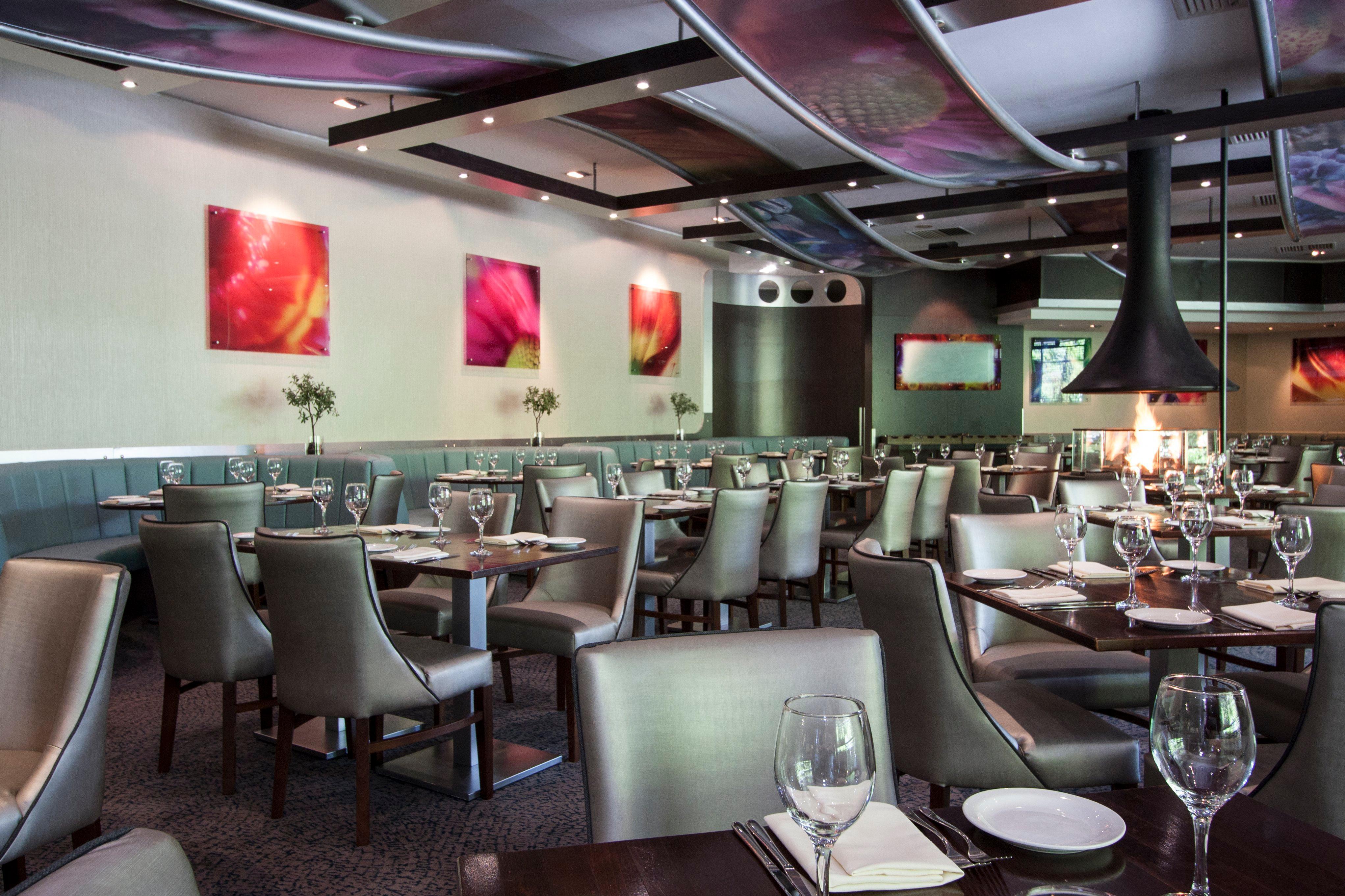 Holiday Inn Telford Ironbridge By Ihg Bagian luar foto