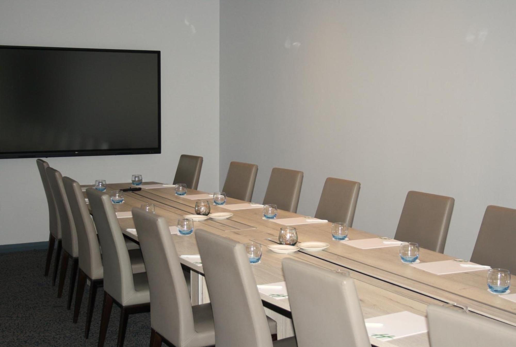 Holiday Inn Telford Ironbridge By Ihg Bagian luar foto